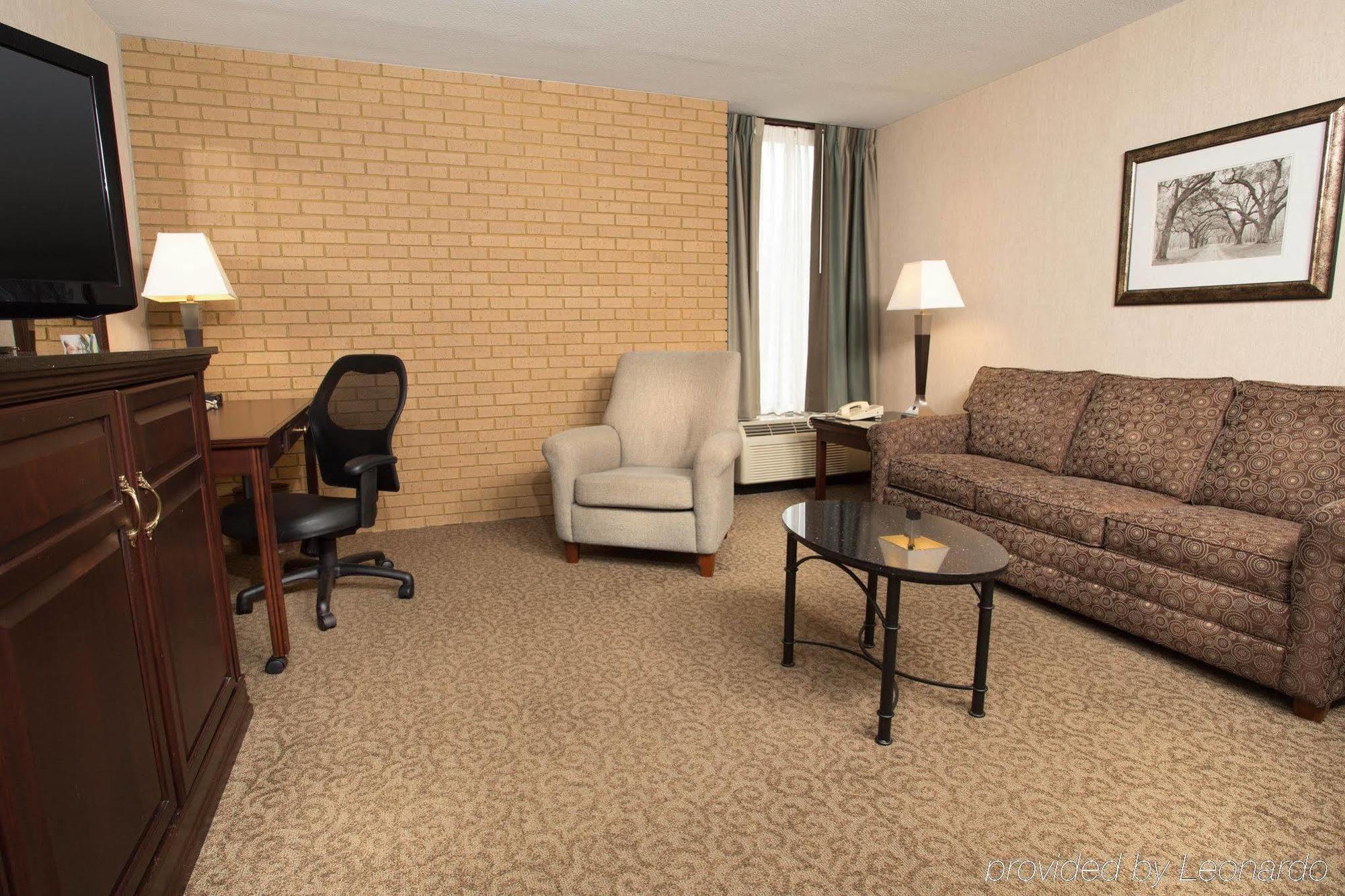 Drury Inn & Suites Louisville East Værelse billede